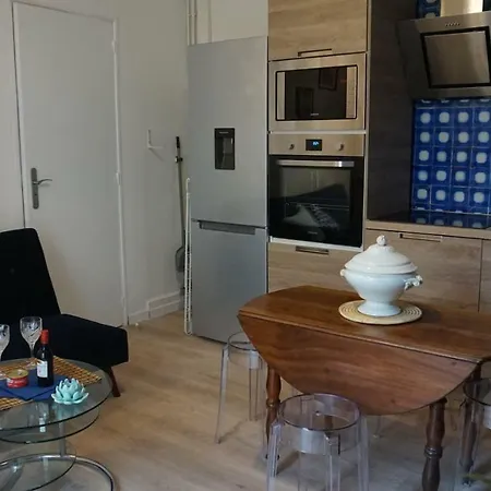 Appartement T2 Quartier St Charles A *